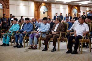 Politik pecah Malaysia: Adakah gabungan ‘Madani’ akan bertahan?