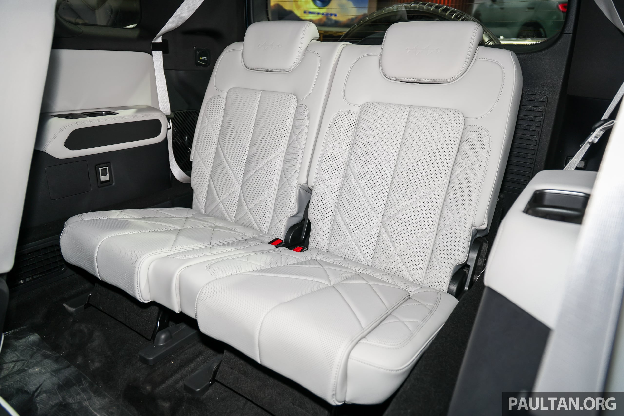 2026-BIMS-Denza-B8-22_BM