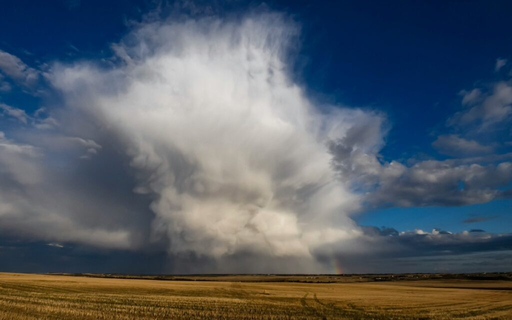 Malaysia akan menggunakan pembenihan awan untuk menahan kebakaran, menambah bekalan air