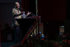 Anwar: Malaysia memasuki fasa ekonomi berteknologi tinggi baharu, tetapi pembangunan mesti memberi manfaat kepada semua