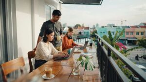 Malaysia Mengesahkan Dokumen Perjalanan yang Sah di Komune Teknologi Balaji Srinivasan apabila Johor Muncul sebagai Digital Nomad DigitalHub yang Meningkat Menarik Pengembara Global dan Profesional Teknologi